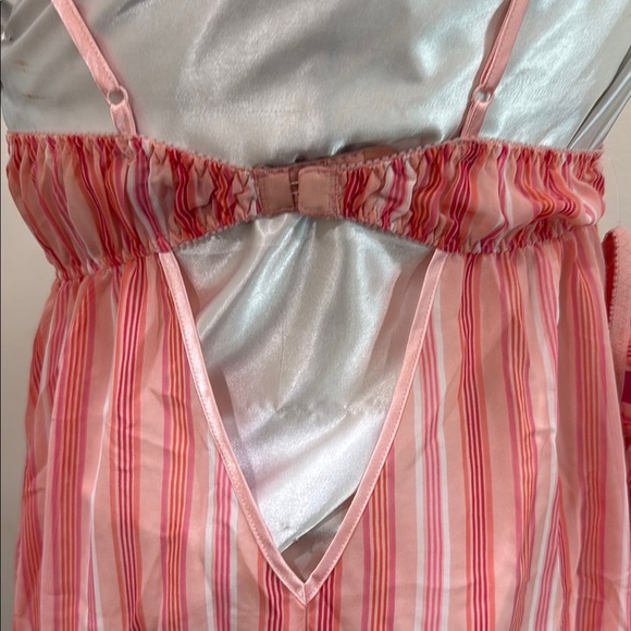 *NEW - BETSY JOHNSON LINGERIE SET (sz med) - Picture 3 of 8